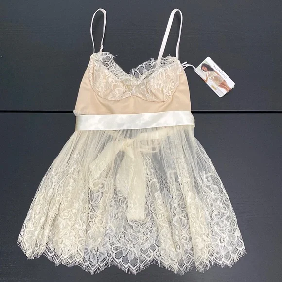 Coquette | Intimates & Sleepwear | Cream Offwhite Color Lace Teddy With  Ribbon Bow S | Poshmark